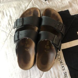 Birkenstocks black